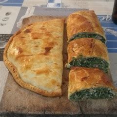 Ricetta Strudel Con Ricotta E Spinaci La Ricetta Di Giallozafferano