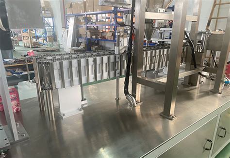 Semi Automatic Roof Box Carton Filling Sealing Machine Koyo Water