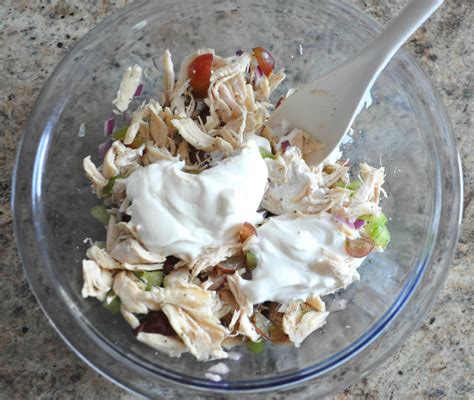 Chicken Salad Pitas (Clean Eating) - Mommysavers | Mommysavers