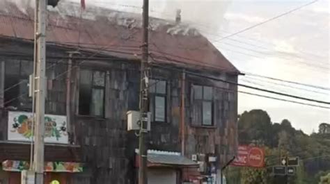 Incendio consumió antigua casona en Puerto Octay esta madrugada