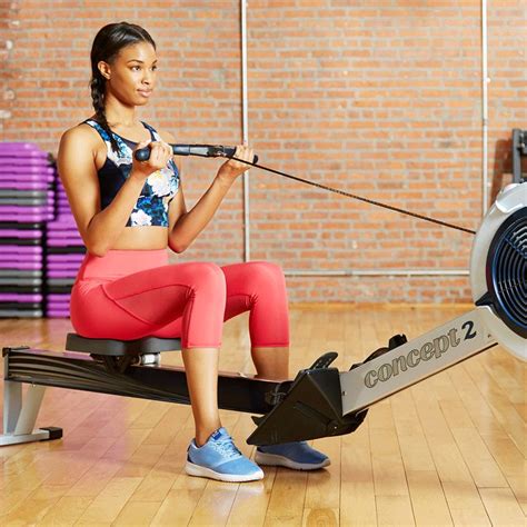 Heres How To Get A Full Body Workout At The Gym Using Just A Rowing