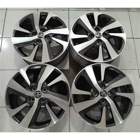 Jual Velg Mobil Second Ori Standar Yaris Trd Ring Pcd X Shopee