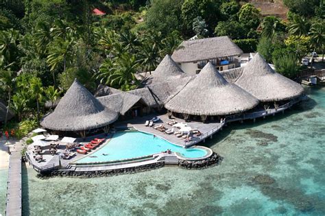 Best Luxury Hotels In Bora Bora 2025 - The Luxury Editor