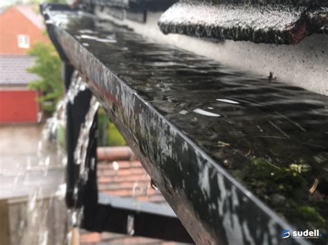 Is It Normal For Gutters To Overflow In Heavy Rain Sudell Gutter