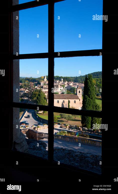 French Chateau Window Hi Res Stock Photography And Images Alamy