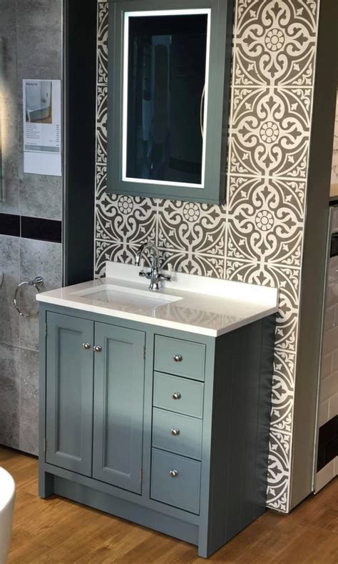 Traditional Bathroom Vanity Units Artcomcrea