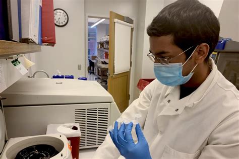 Summer Undergraduate Researcher Paul Isaac 23 Clas Uconn Today