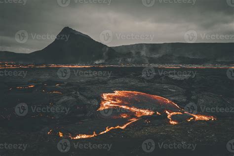 fagradalsfjall volcano eruption Iceland 4336266 Stock Photo at Vecteezy