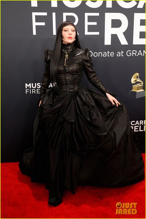 Celebrity Lady - Lady Gaga Goes Gothic Glamour on Grammys 2025 Red Carpet: Photo 5120345 ...