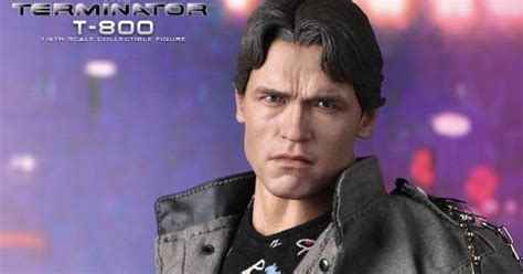 Toyhaven Hot Toys The Terminator Th Scale T Figure Preview