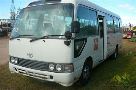 2000 Toyota Coaster 5 Speed Manual Bus Jtfd3589939 Just Trucks