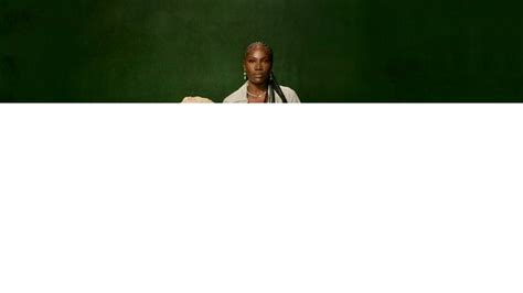 She S Totally Naked Doechiis Revealing Outfit Is Even Worse Than Bianca Censoris