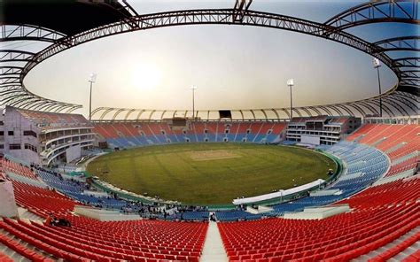 lucknow ekana stadium