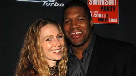 A Look At Michael Strahan's Messy Custody Battle With Ex Jean Muggli