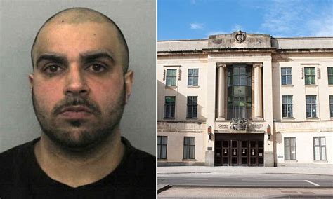 Oxford Taxi Driver Forced Year Old Girl To Perform Sex Act On Him Daily Mail Online