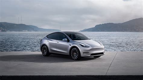 Rykte D Kommer Uppdaterad Och Mindre Tesla Model Y Elbilen