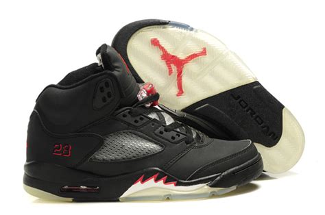 Air Jordan 5 Retro “Raging Bull” 3M Black/Varsity Red Online