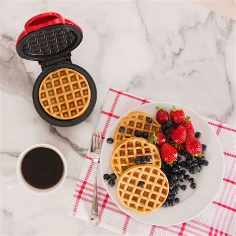 Dash Mini Waffle Maker Review 2018 | The Strategist