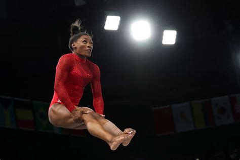 Art in motion: Simone Biles' gold medal-winning women's vault