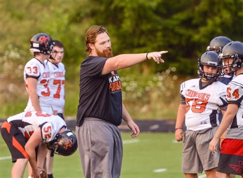 Sean Mcdonald Leaves Kalama To Become Head Football Coach At Woodland