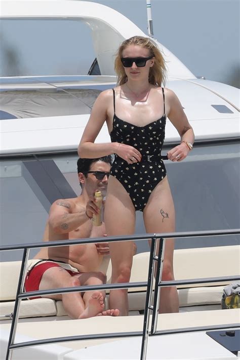 Sophie Turner And Joe Jonas At A Boat In Cabo San Lucas