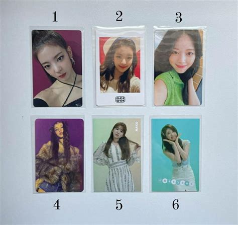 WTS ITZY OFFICIAL PHOTOCARD Itzy Yeji Lia Lisa Chaeyeon Nako