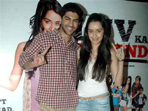 Shraddha Kapoor promotes ‘Luv Ka The End’ film | Photo Of Taaha Shah,Shraddha Kapoor From The ...