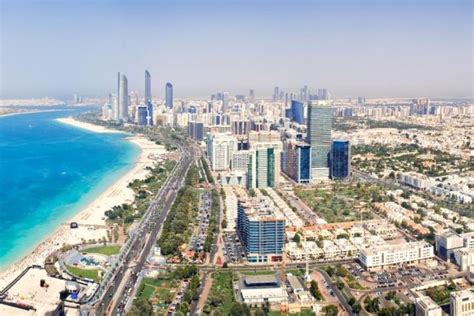 Complete Guide to the Abu Dhabi Corniche | Abu Dhabi Travel Planner