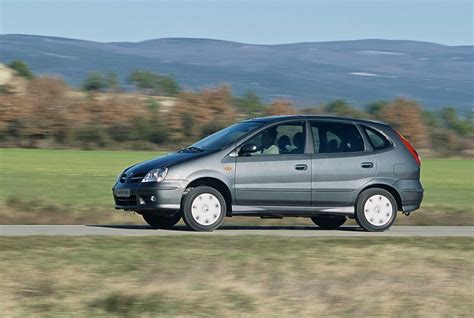 Nissan Almera Tino V Facelift