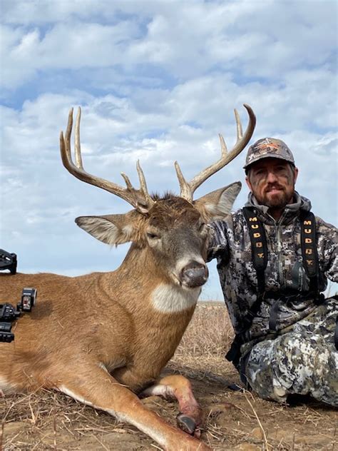 2021 Kansas Whitetail Deer Hunts 22