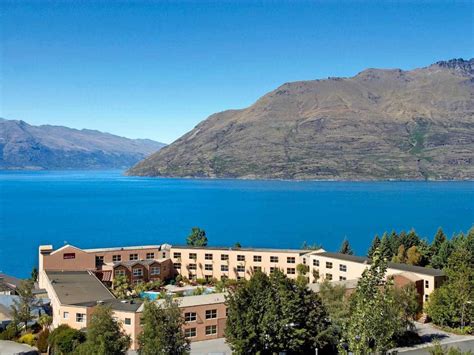 Best Price on Mercure Queenstown Resort in Queenstown + Reviews!