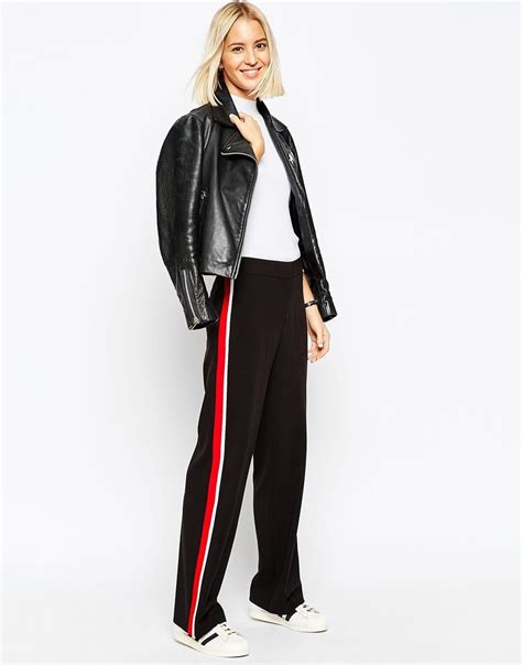 Wide Leg Trouser With Side Stripe Outfits With Side Stripe Trousers