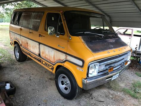 1976 Dodge Lrp Original Conversion Vk Dodge Van Day Van Cool Vans Tradesman Vintage Vans