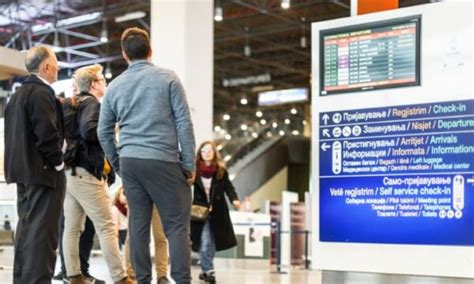 Incidenti me presidenten Vjosa Osmani në aeroport reagon Shkupi