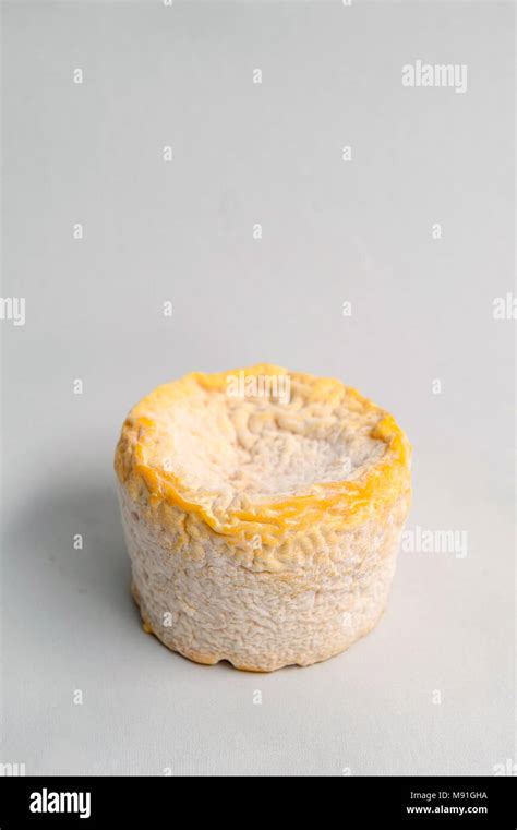 Langres Cheese Hi Res Stock Photography And Images Alamy