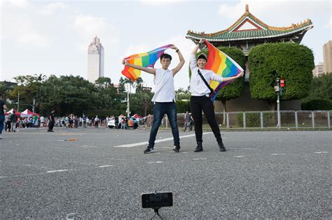 Taiwans Gay Pride Parade Draws Thousands As Votes On Same Sex