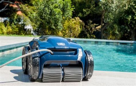 Quels Sont Les Meilleurs Robots De Piscine Comparatif