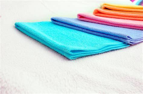 Multicolor Plain Fancy Cotton Towels For MULTI 450 550 GSM At Rs 35