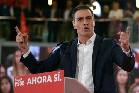 Pedro Sánchez el líder socialista español que vive en campaña