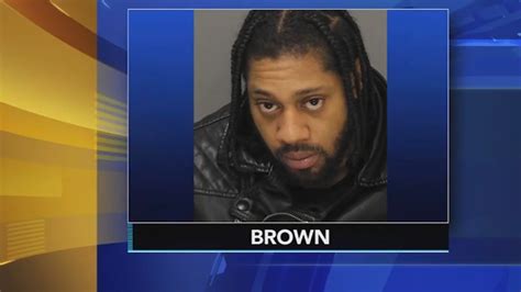 Domair Brown Suspect Wanted For Womans Hit And Run Death In Southwest