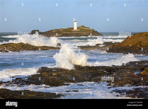 Lighthouse Storm Waves Hi Res Stock Photography And Images Alamy