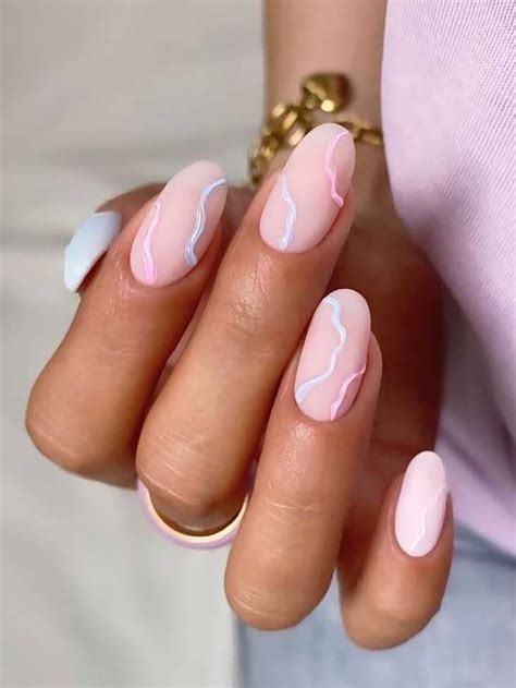 18 Inspirations Pour Des Ongles Nude Sublimes