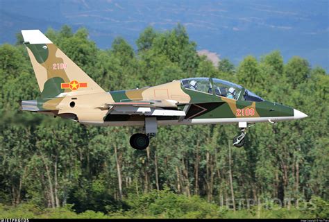 Як-130 - история серий - Страница 2
