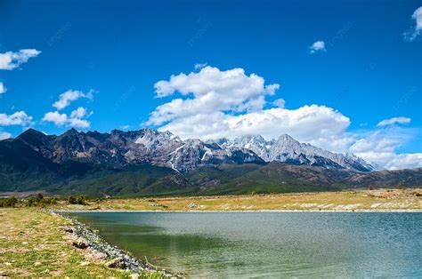 Natural Scenery Yulong Snow Mountain Background, Yunnan, Natural ...