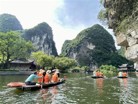 Mua Cave Hoa Lu Trang An 1 Day Tour