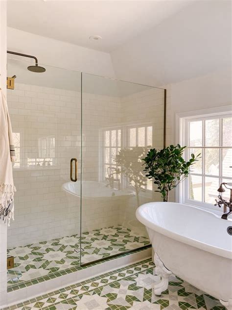 10 Creative And Cool Shower Door Ideas For A Luxurious Bathroom Upgrade