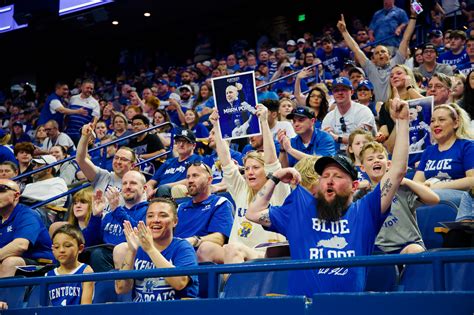 Images Kentuckys Mark Pope Introduced In Front Of Rupp Arena Crowd Kentucky Living