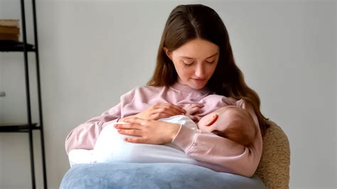 World Breastfeeding Week 2023 Expert Explains How Breastfeeding Boosts