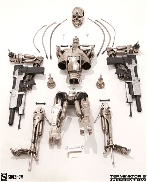 Terminator T-800 Endoskeleton Life-Size Figure | Sideshow Collectibles