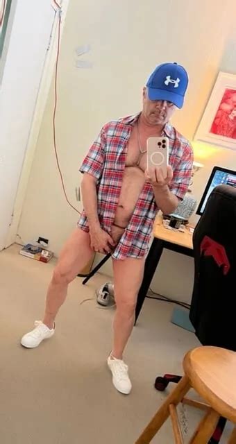 Hot Weather Less Clothes Is Better Nude Pics XHamster